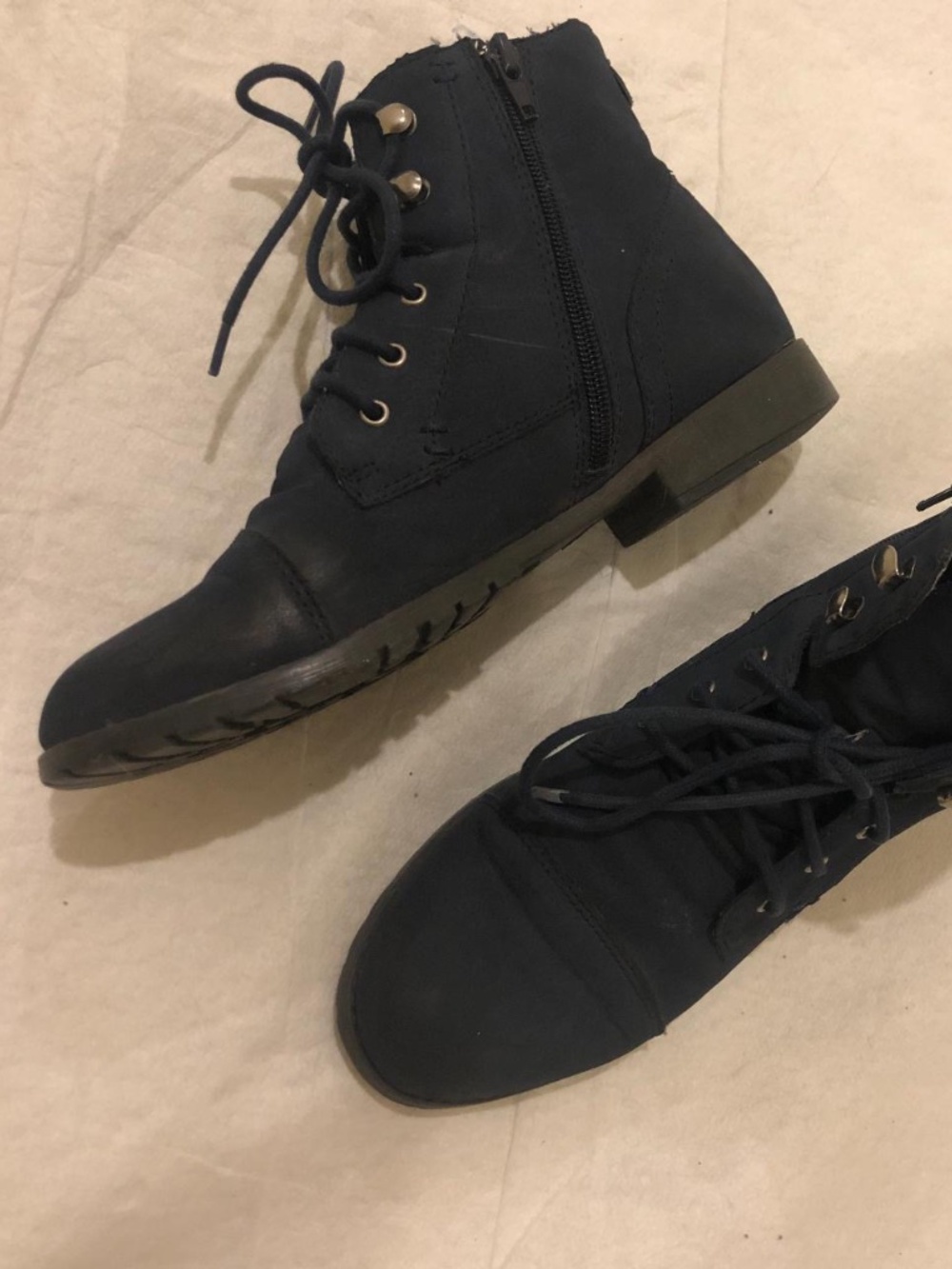 Steve Madden Lace Up Combat Ankle Bootie size 8